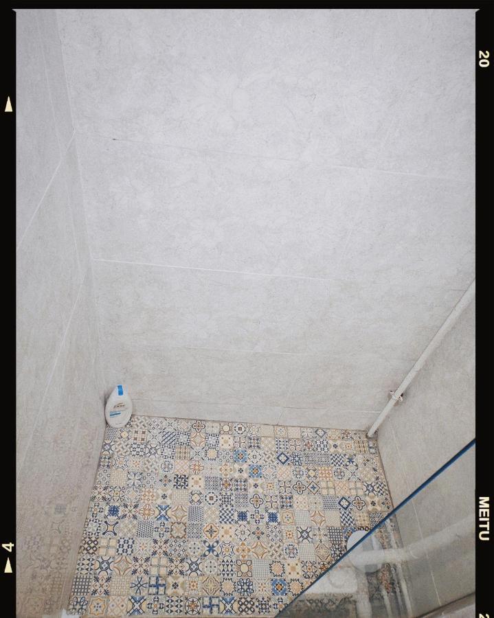 Réu-nid Albergue París Exterior foto